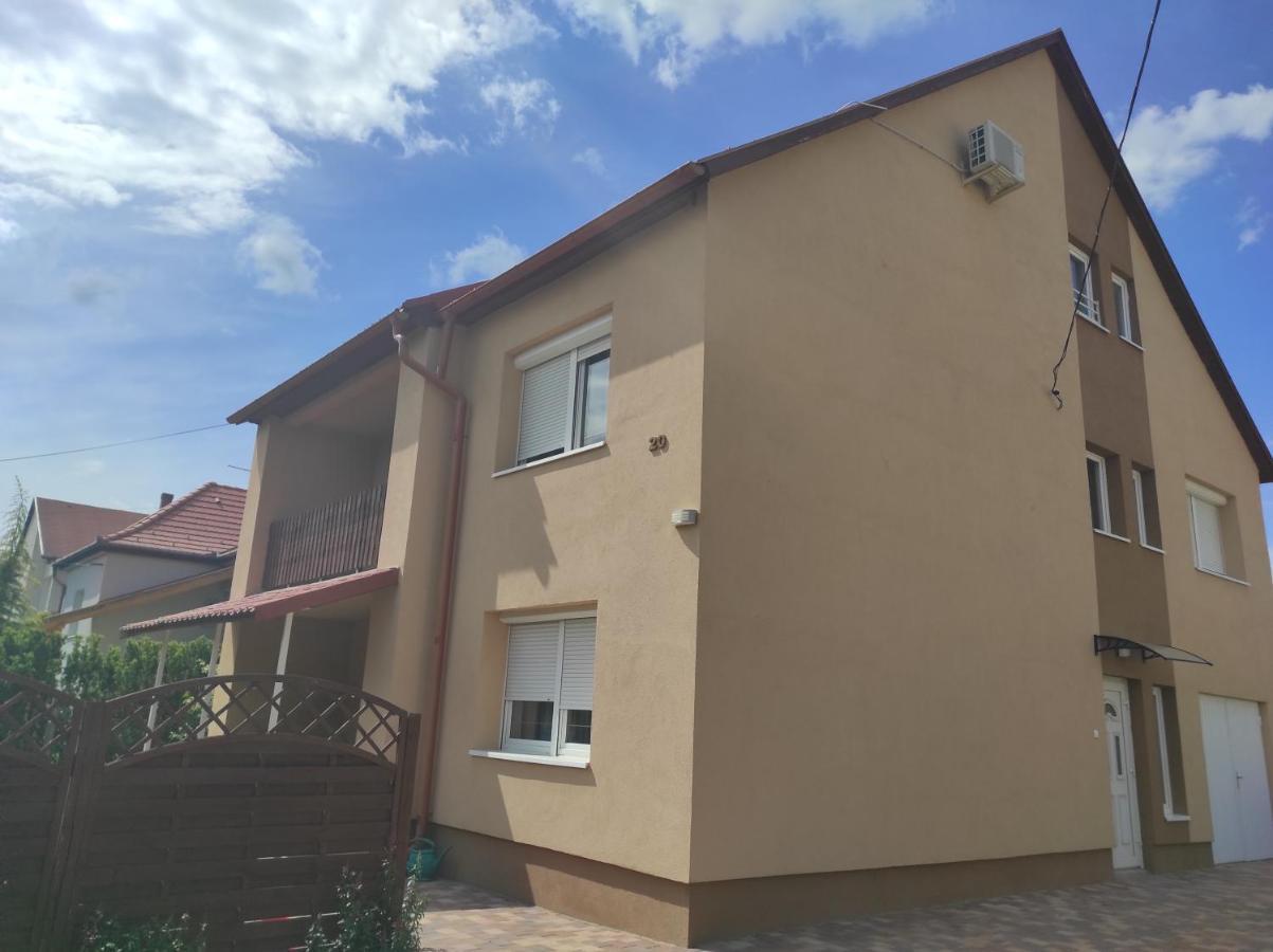 Appartamenti Delle Vacanze Keszthely Εξωτερικό φωτογραφία